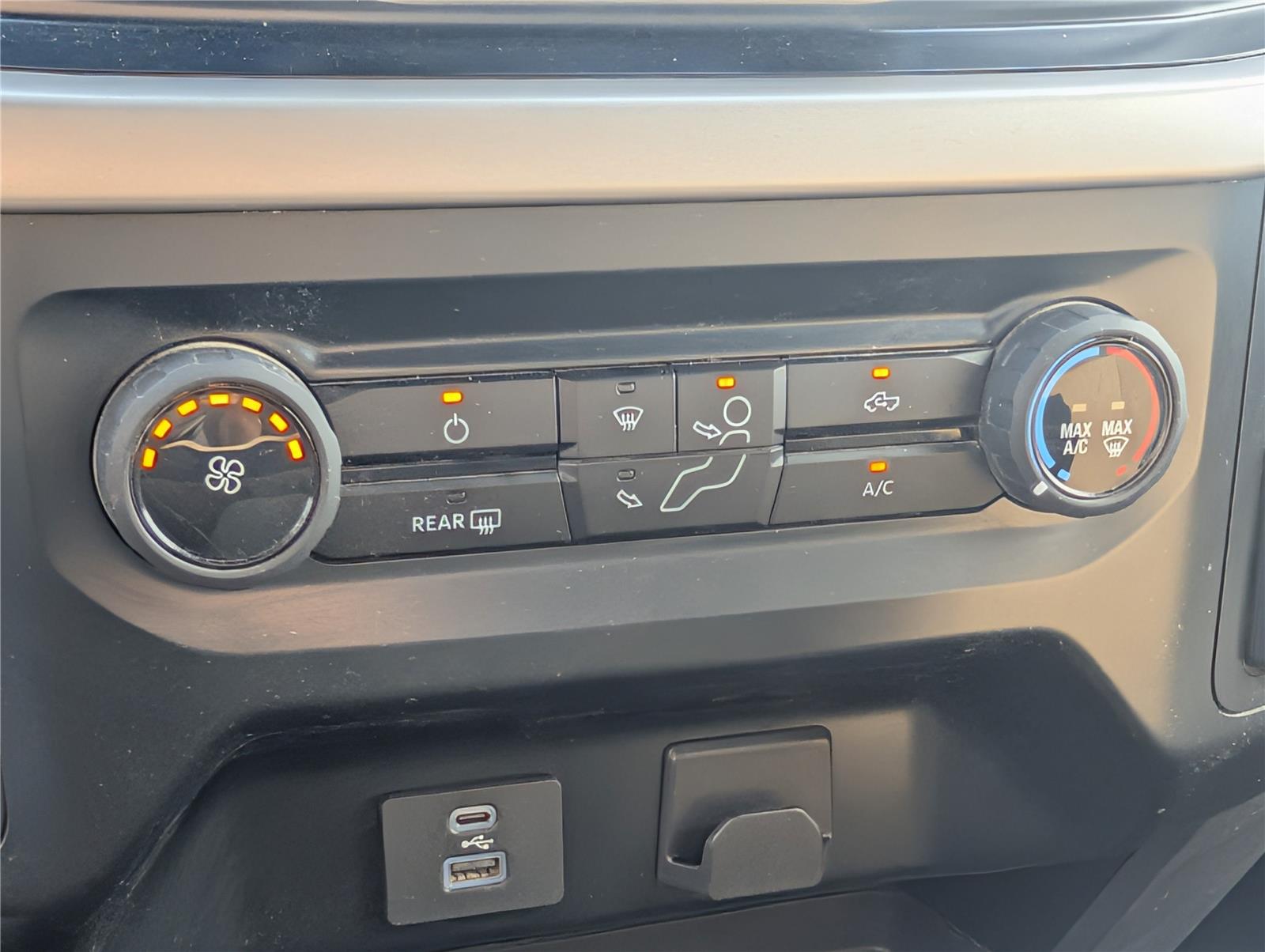 2023 Ford F-150 XLT photo 15