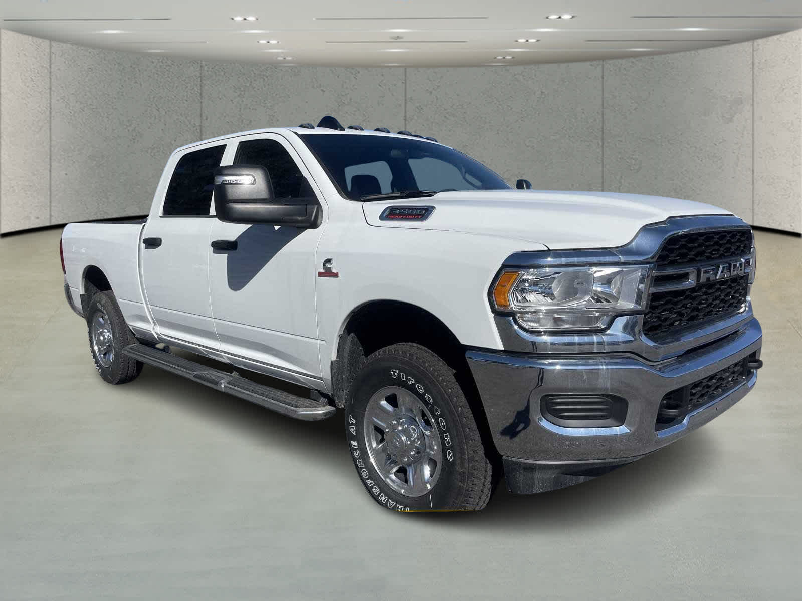 2024 Ram 3500 Tradesman photo 2