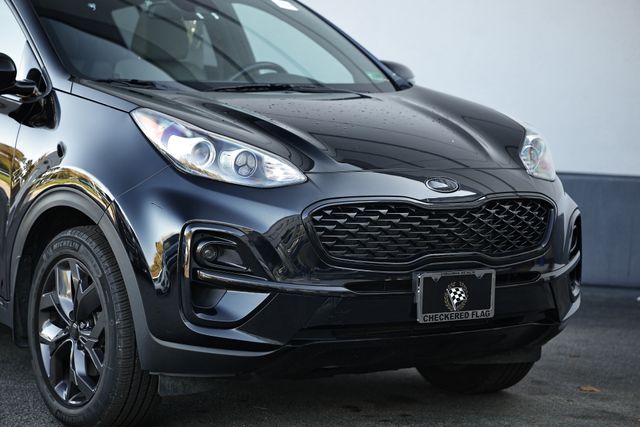 2022 Kia Sportage Nightfall Edition photo 2