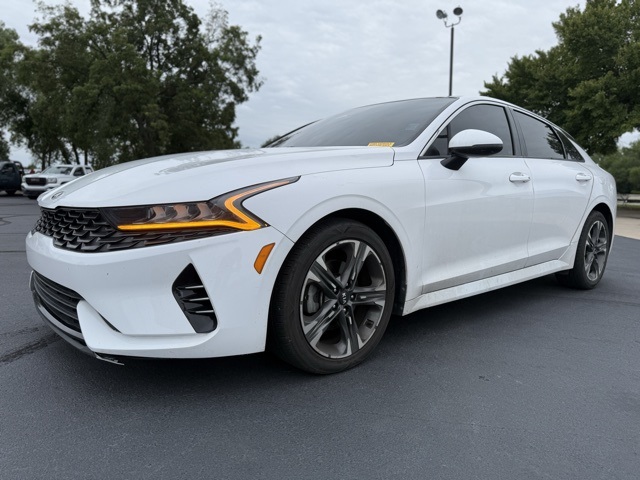 2021 Kia K5 EX photo 2