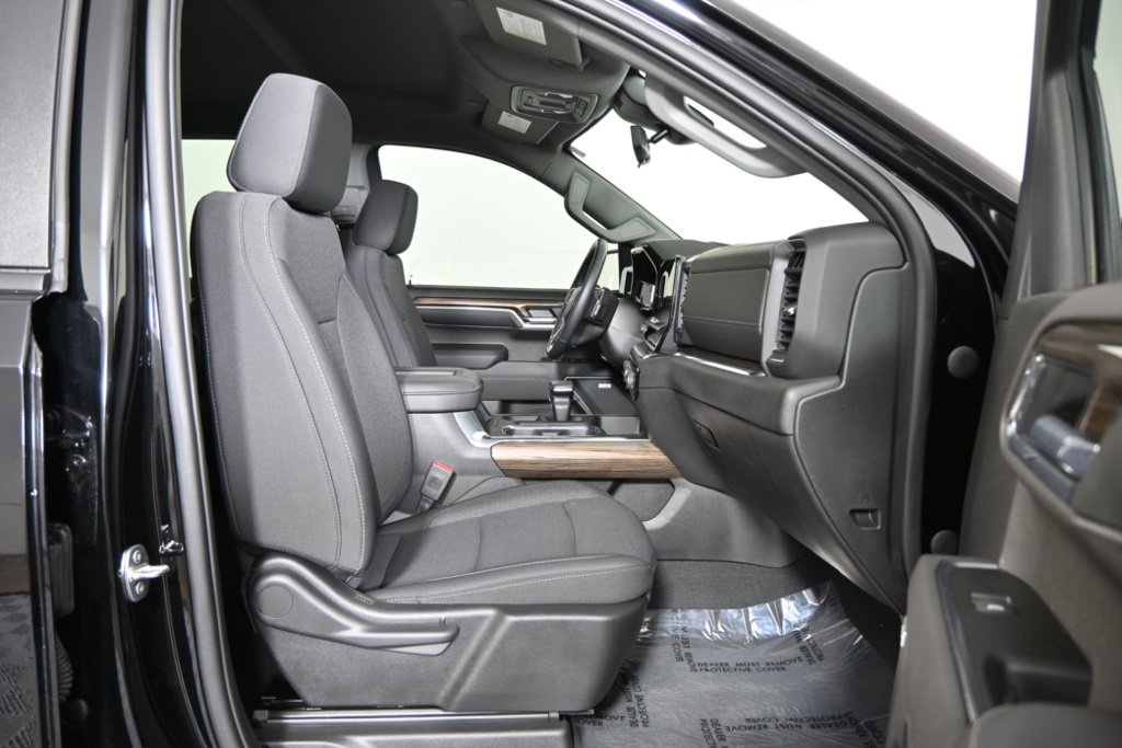 2022 Chevrolet Silverado 1500 RST photo 14