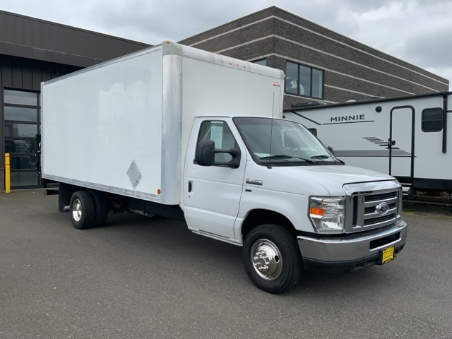 2019 Ford E-450 photo 3