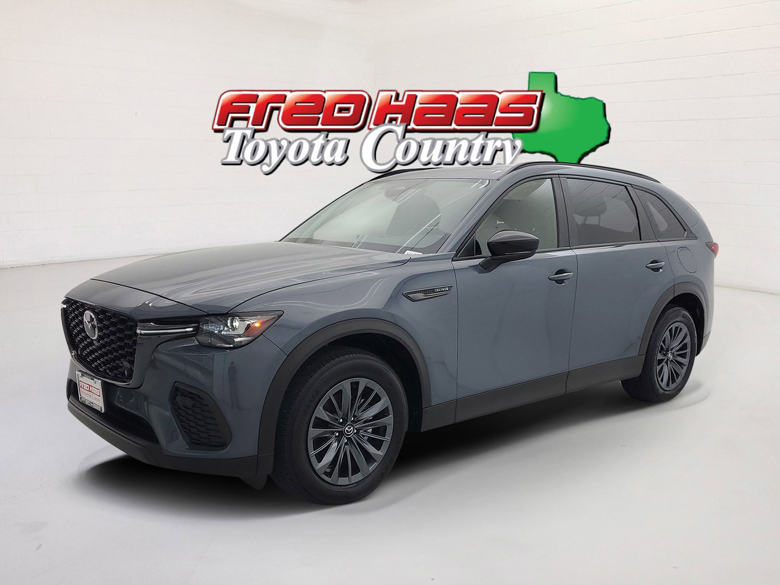 2025 Mazda CX-70 Preferred Package's photo