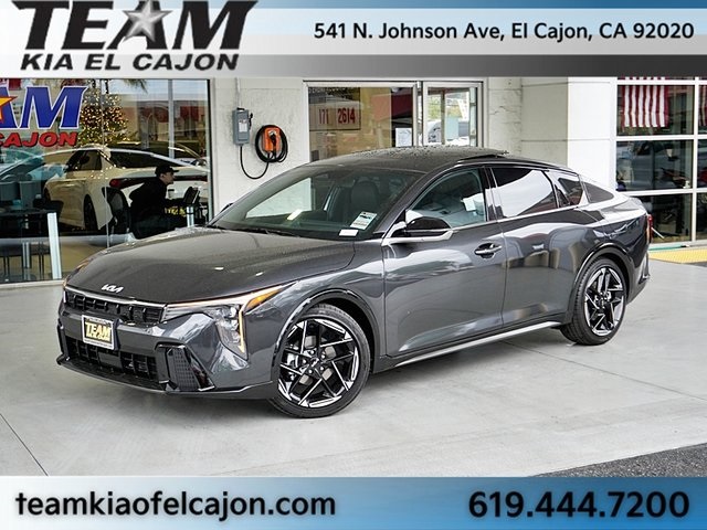 2025 Kia K4 GT-Line's photo