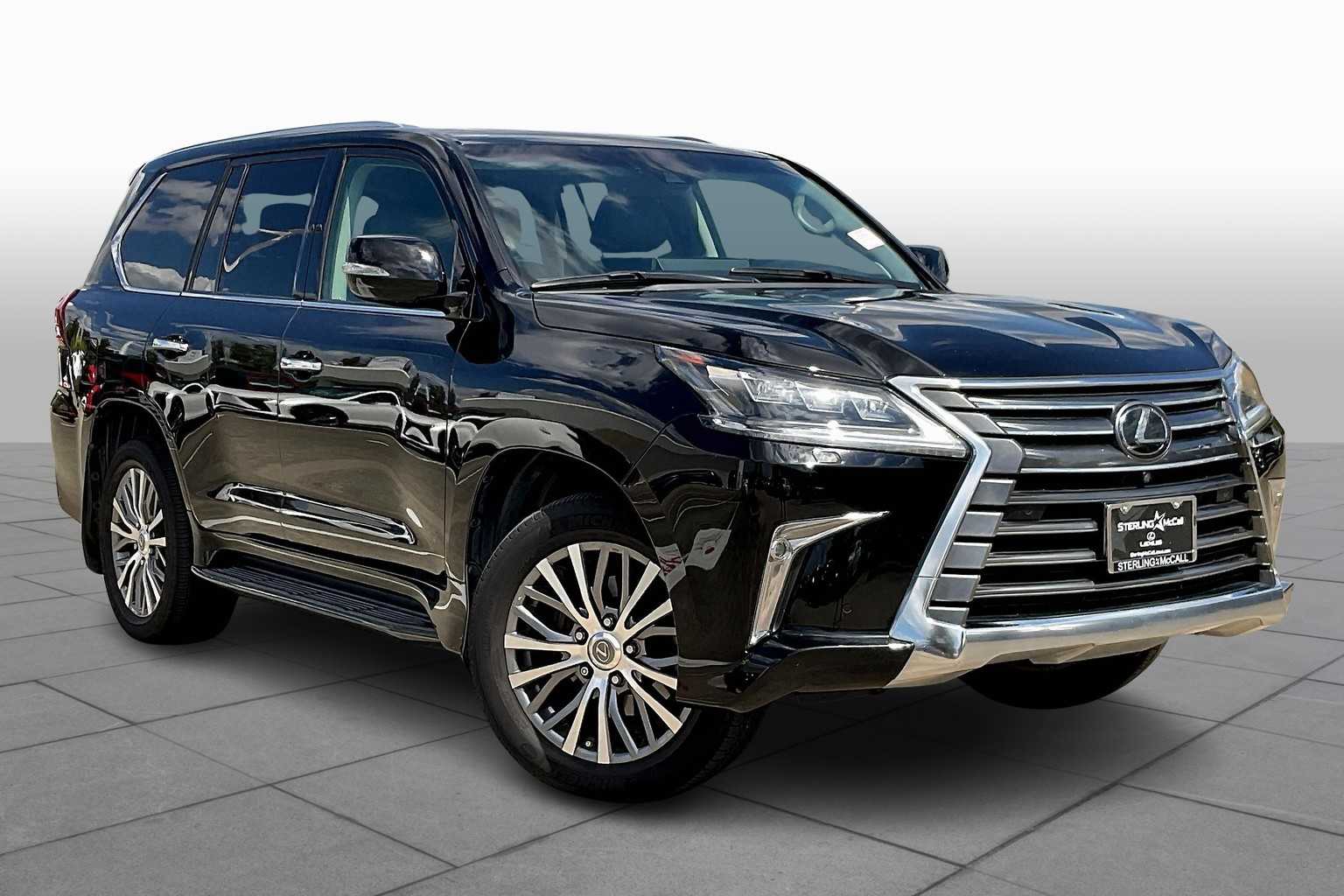 2018 Lexus LX 570 photo 2