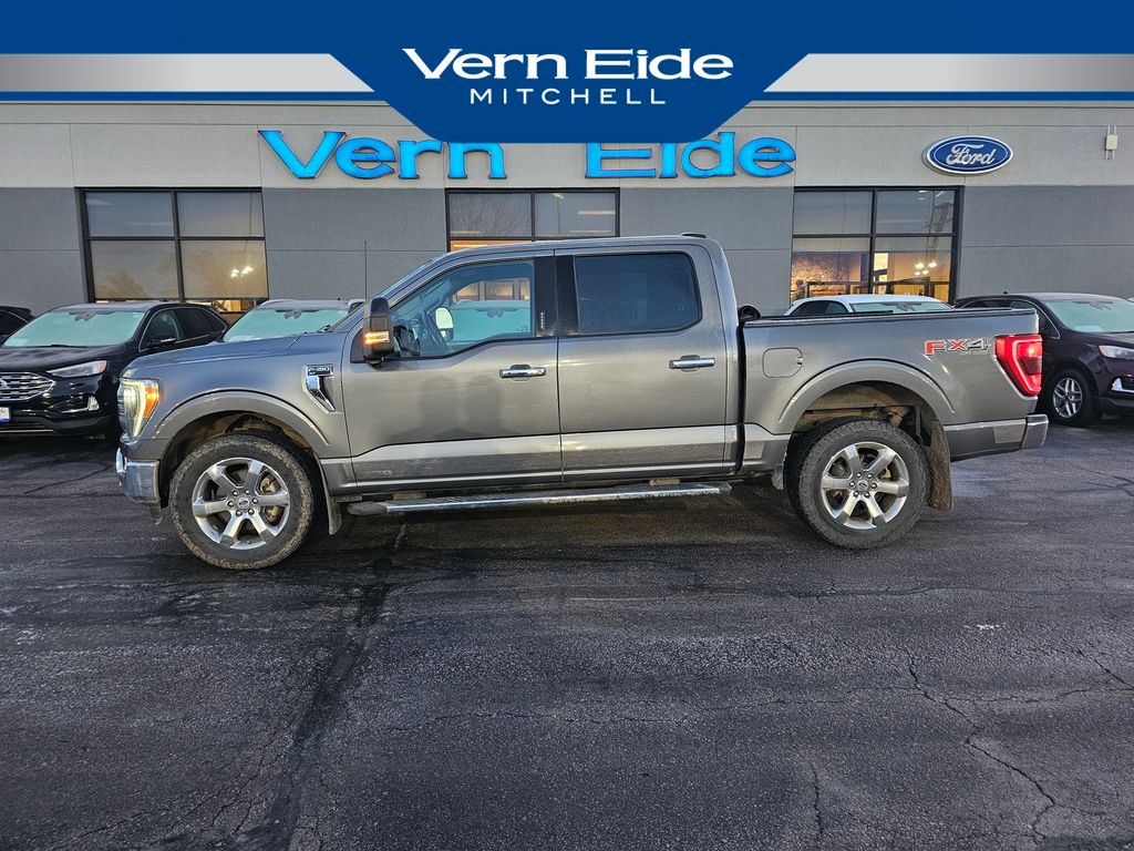 2021 Ford F-150 XLT's photo