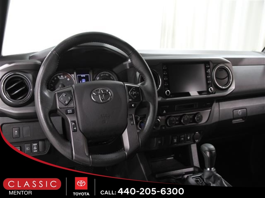 2022 Toyota Tacoma SR V6 photo 6