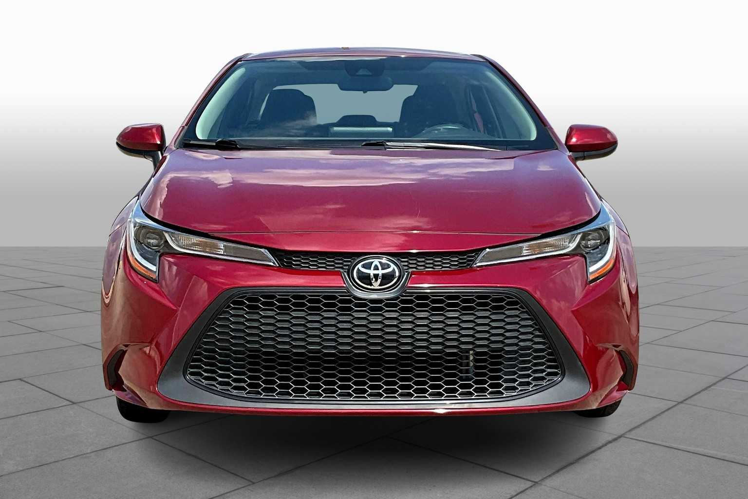 2022 Toyota Corolla LE photo 3