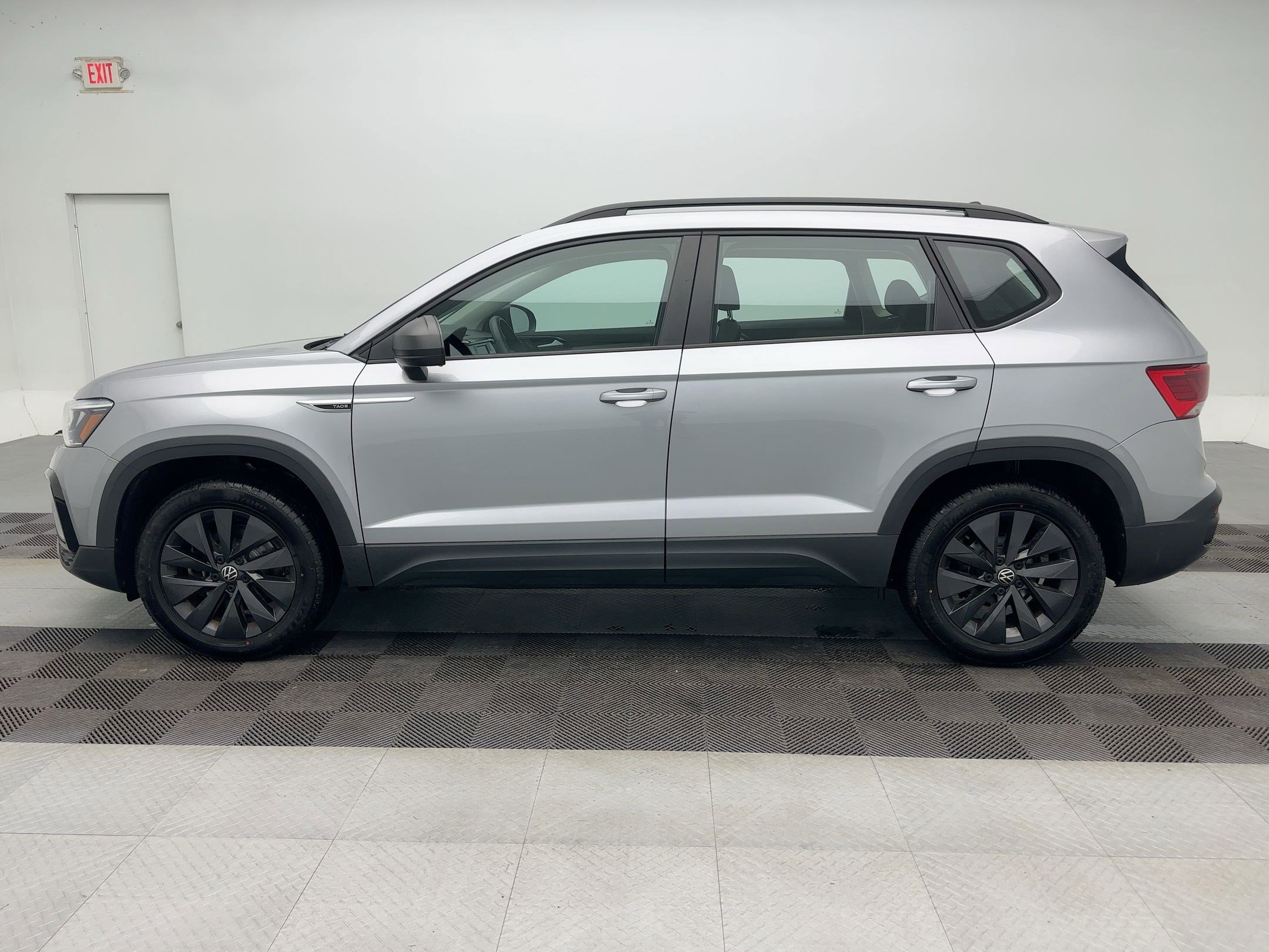 Used 2022 Volkswagen Taos S with VIN 3VVAX7B23NM050372 for sale in Chittenango, NY