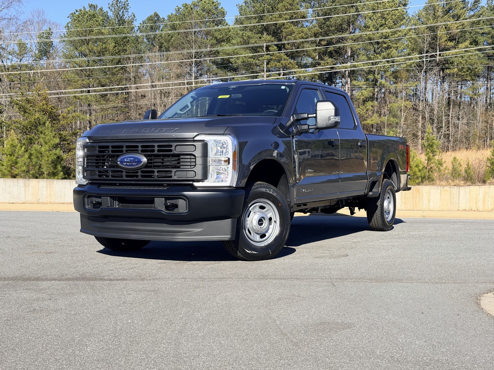 2026 Ford F-250 Super Duty XL's photo