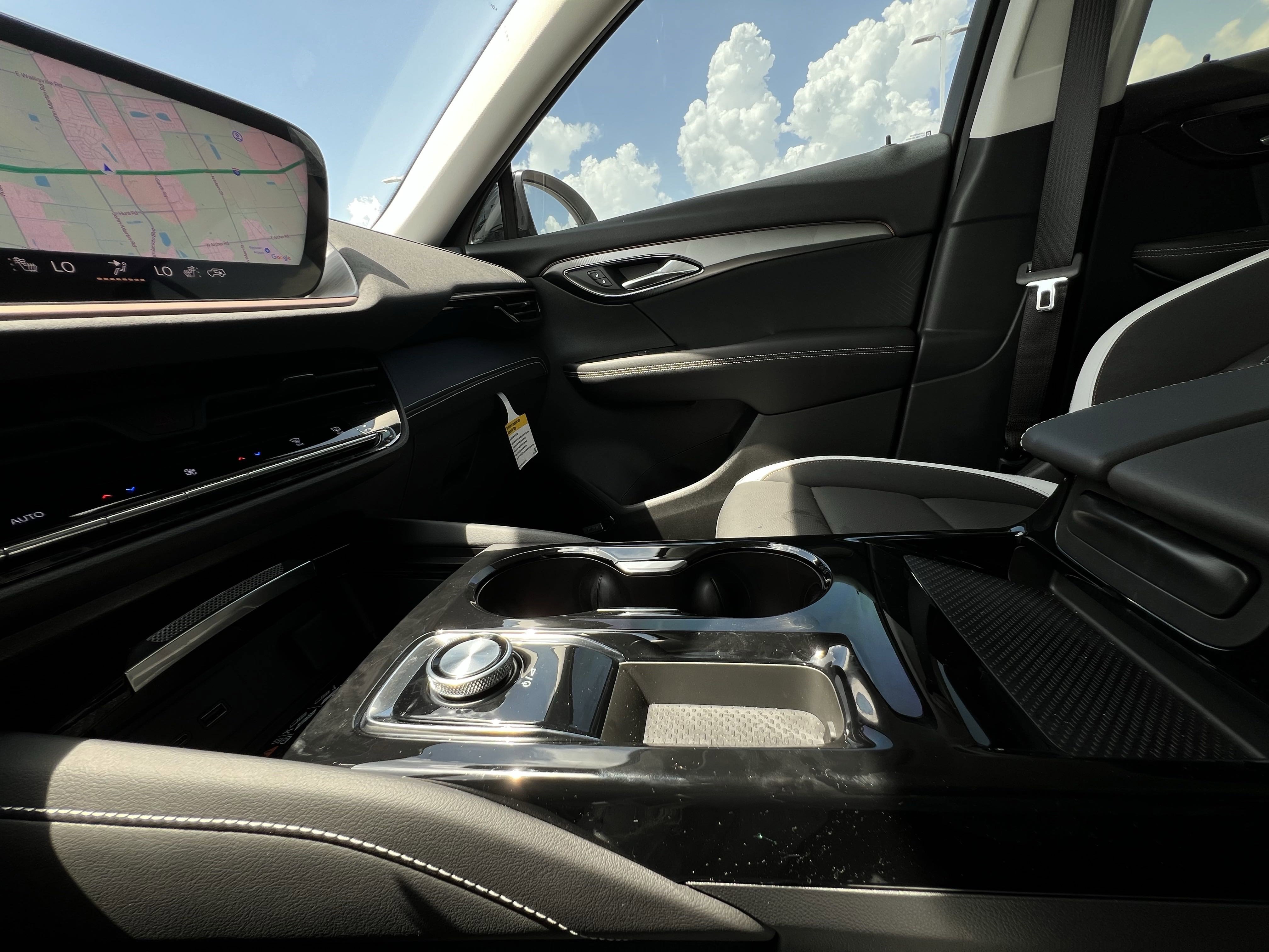 2025 Buick Envision Sport Touring photo 12