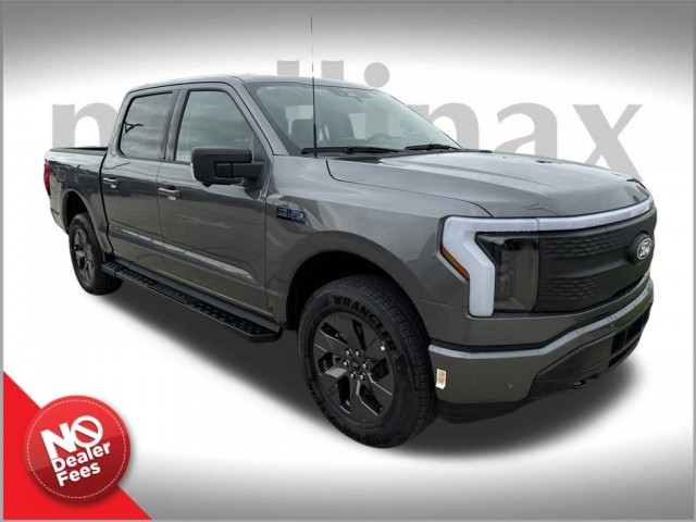 2025 Ford F-150 Lightning Flash's photo