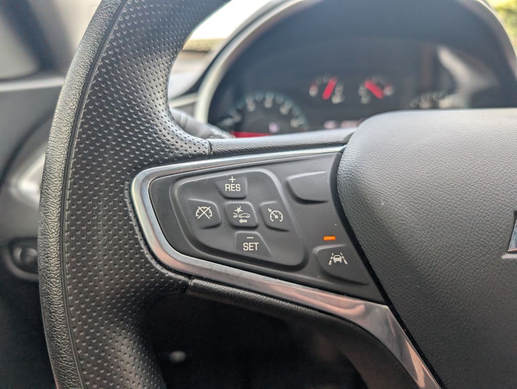 2023 Chevrolet Malibu 1LT photo 12