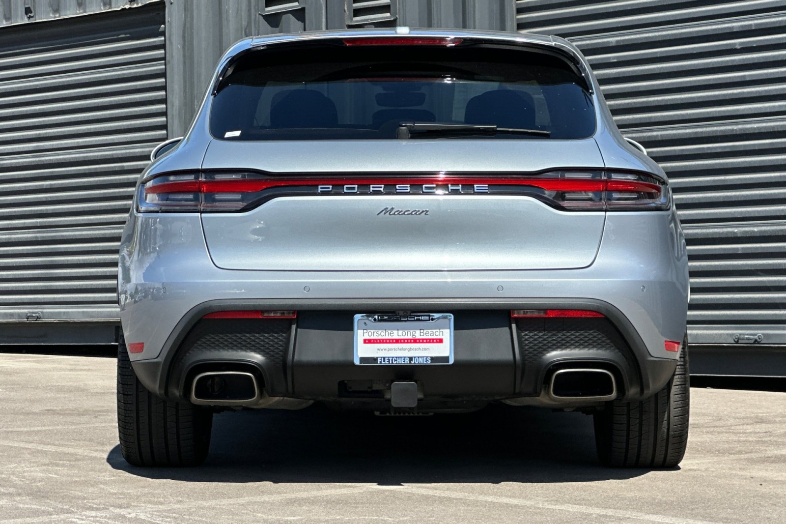2023 Porsche Macan T photo 7