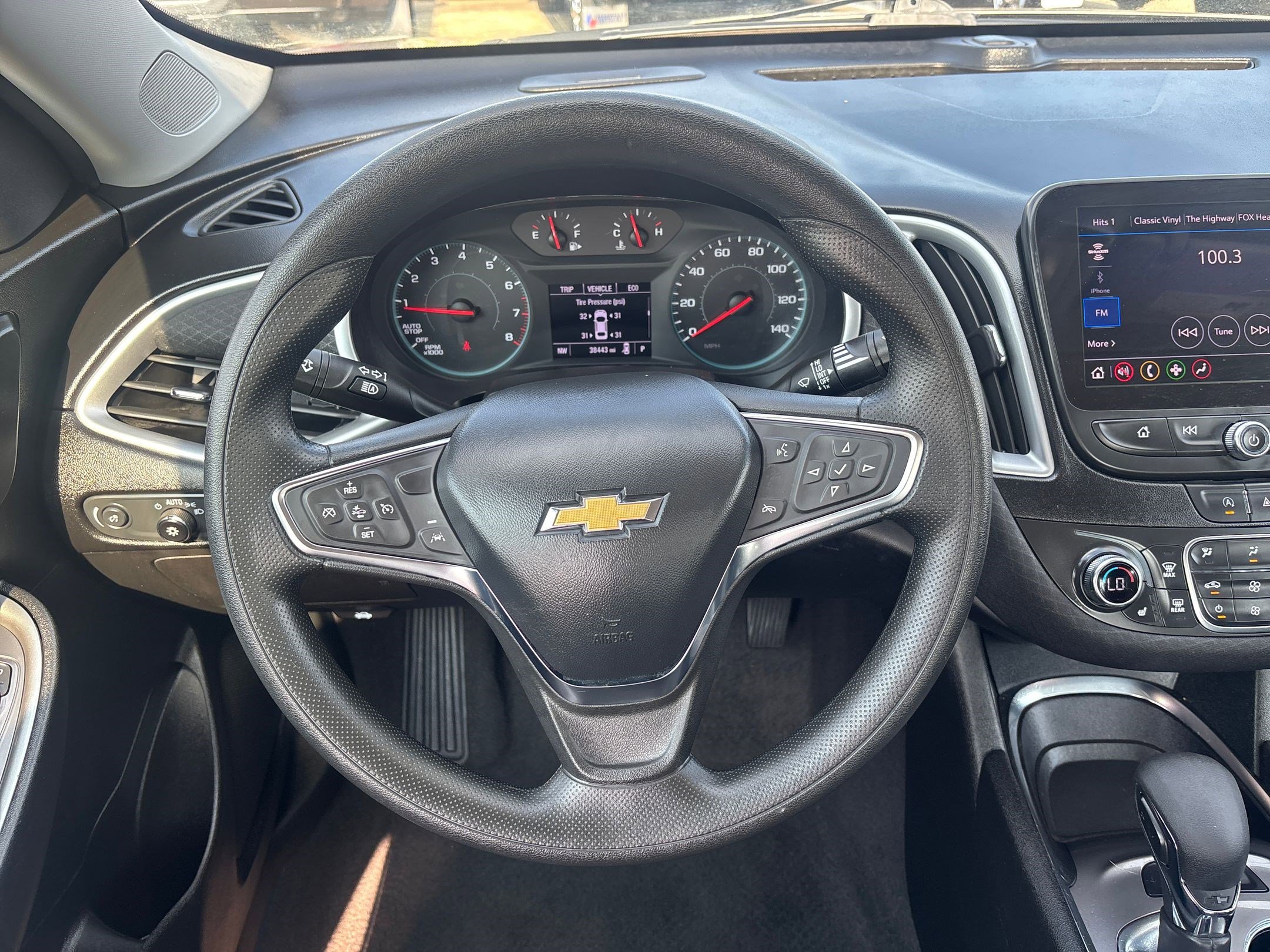 2023 Chevrolet Malibu 1LT photo 23