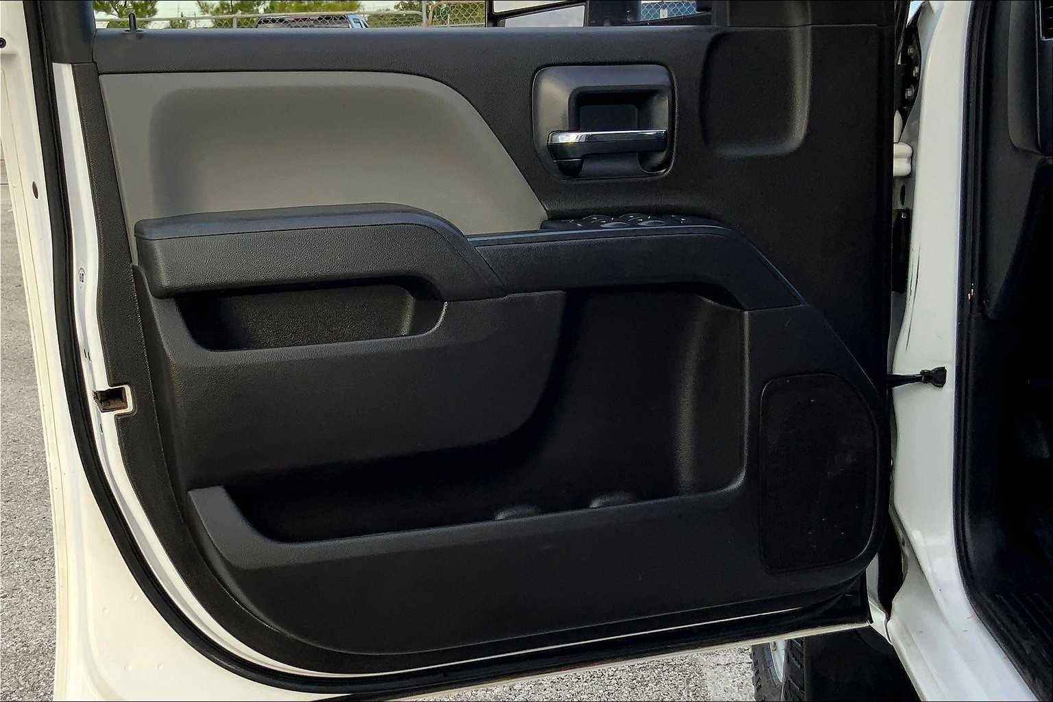 2017 Gmc Sierra Base photo 20
