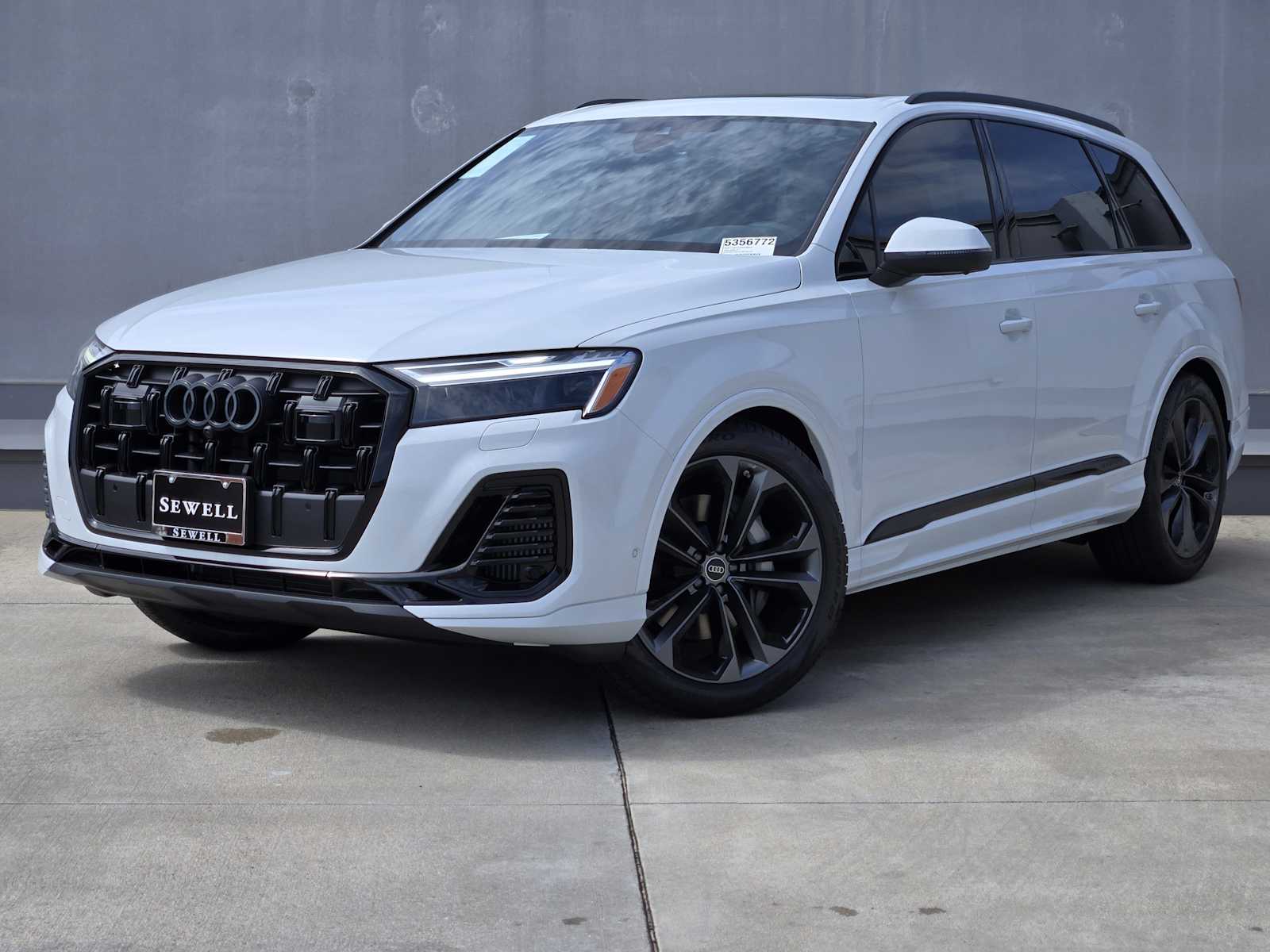 2025 Audi Q7 Premium Plus