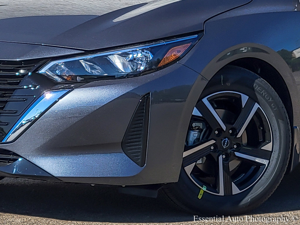 2025 Nissan Sentra SV photo 3