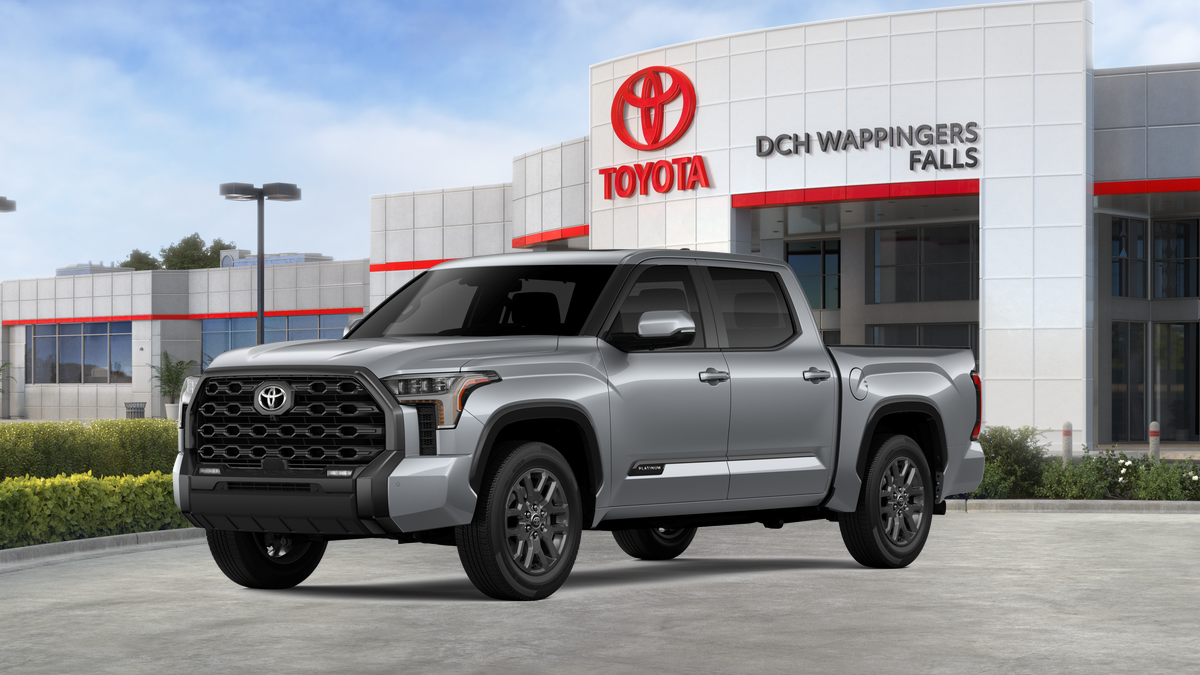 2026 Toyota Tundra Platinum's photo