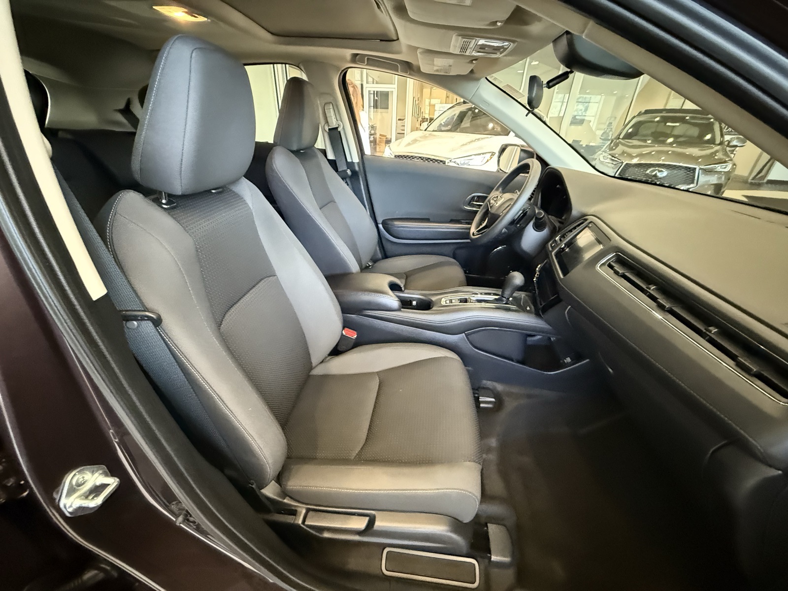 2022 Honda HR-V EX photo 9