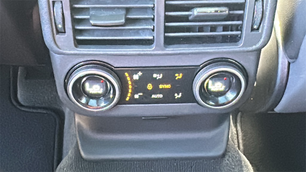 2025 Land Rover Range Rover Velar S photo 23