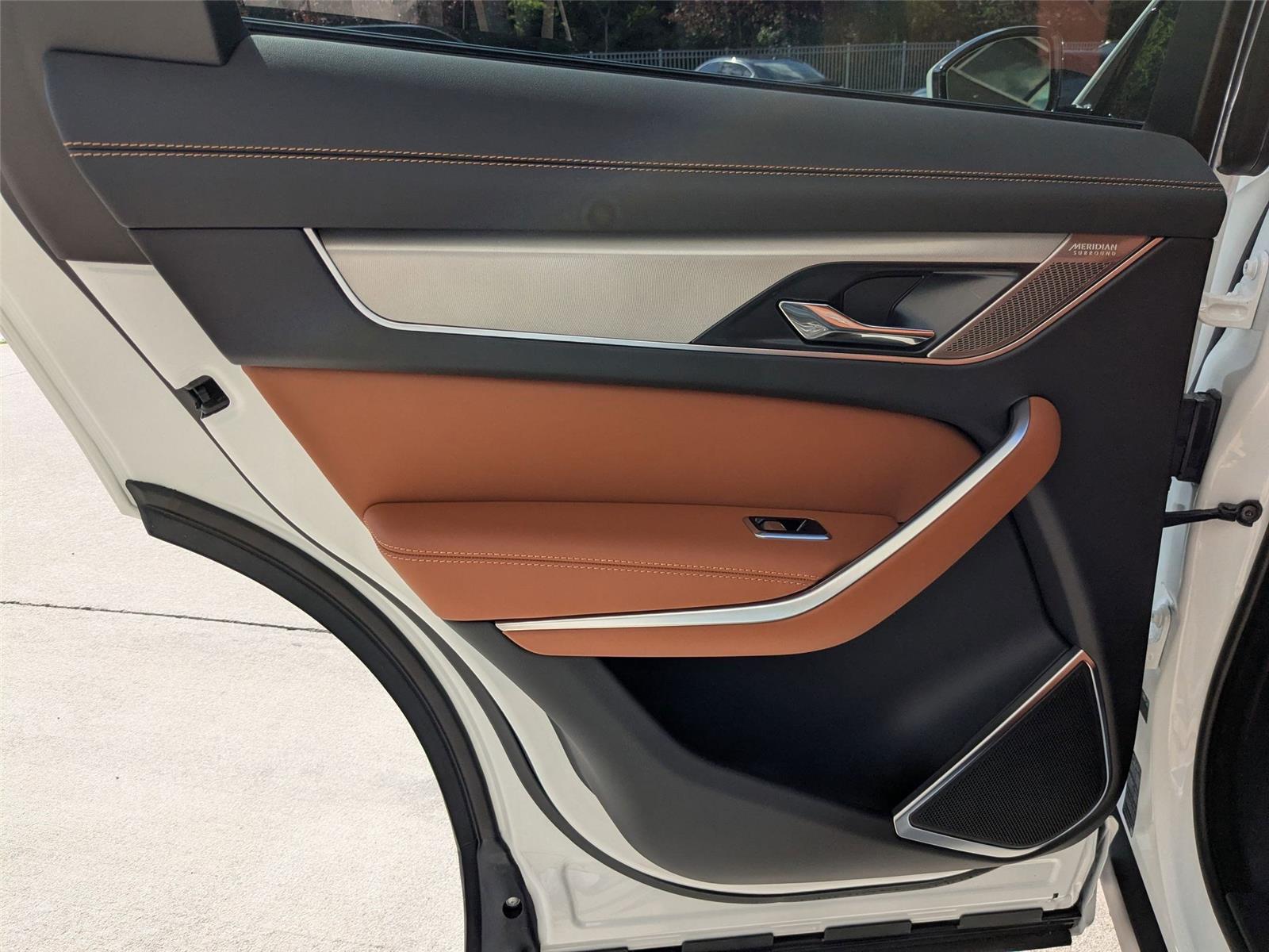 2026 Jaguar F-PACE P250 R-Dynamic S photo 22