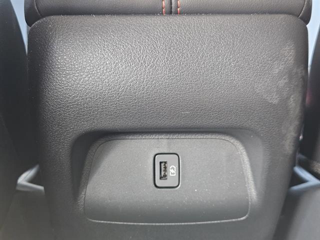 2024 Nissan Sentra SR photo 17