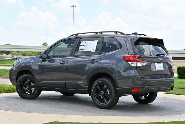 2025 Subaru Forester Wilderness photo 2