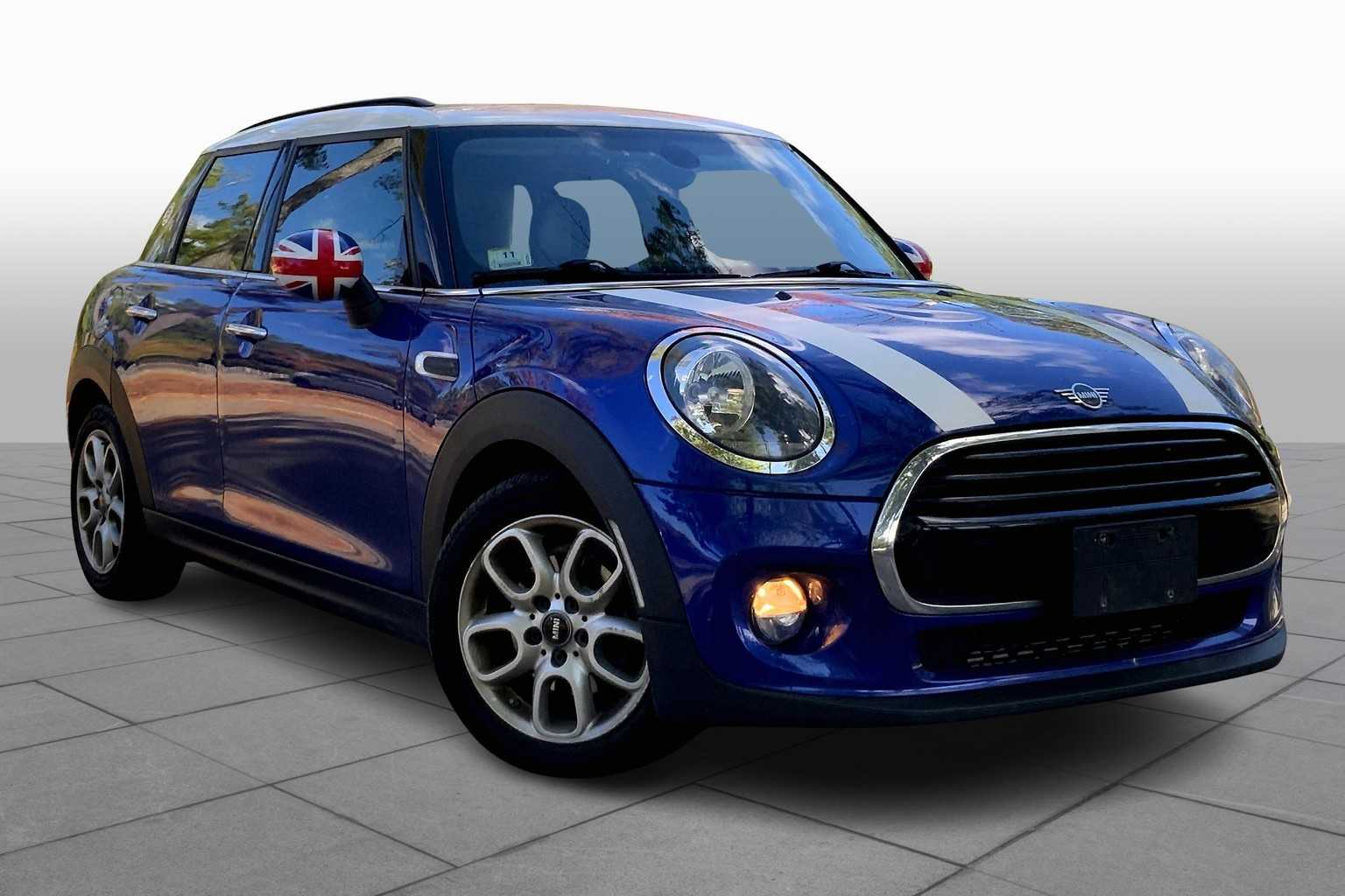 2019 Mini Cooper Hardtop photo 2