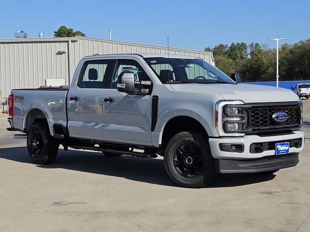 2026 Ford F-250 XL photo 2