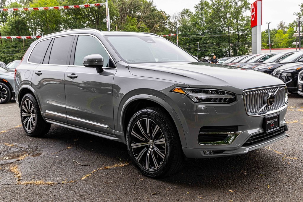 2024 Volvo XC90 Plus's photo