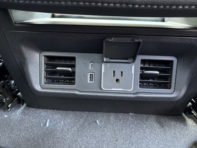 2026 Chevrolet Silverado 1500 LT photo 38