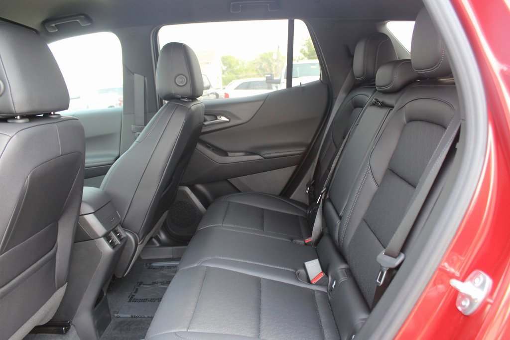2026 Chevrolet Equinox LT photo 8