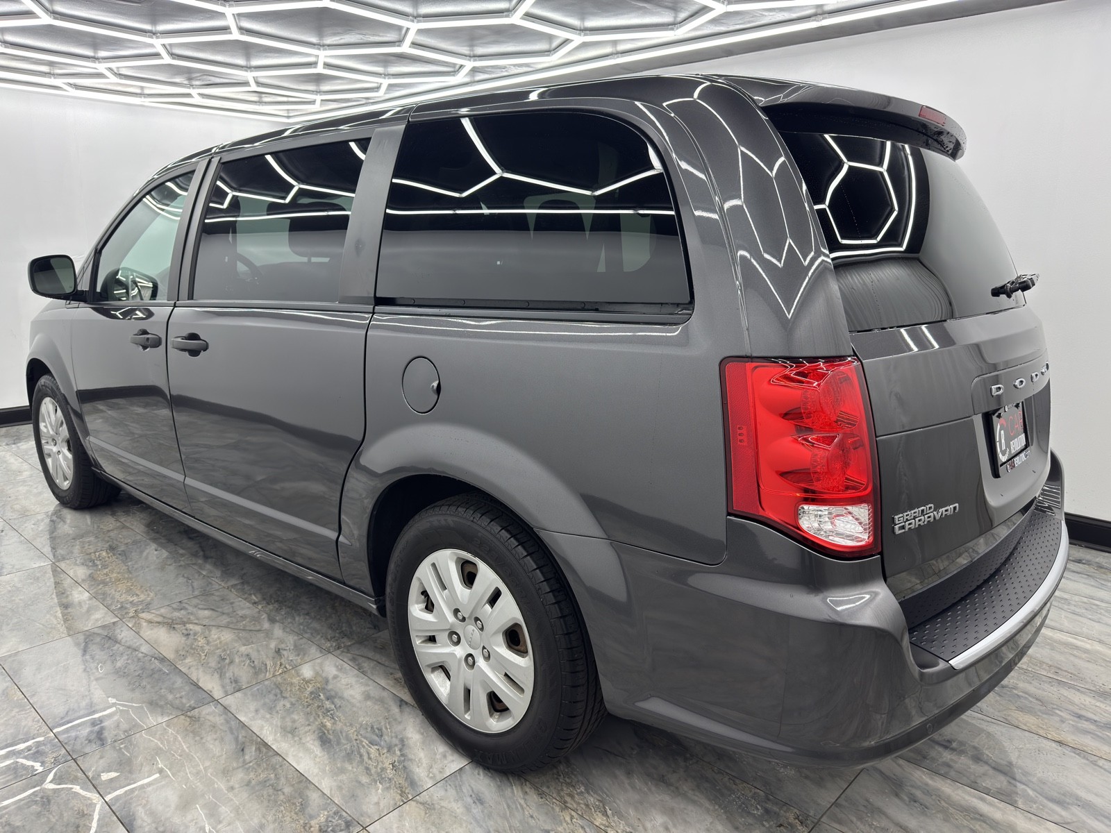 2019 Dodge Grand Caravan SE photo 4
