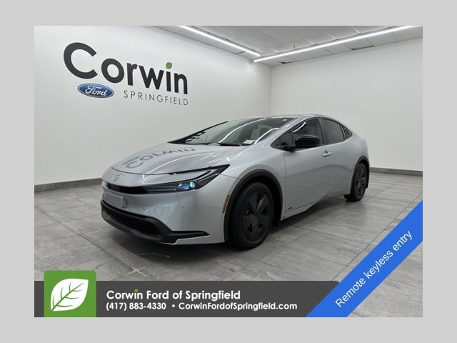 2026 Toyota Prius LE's photo