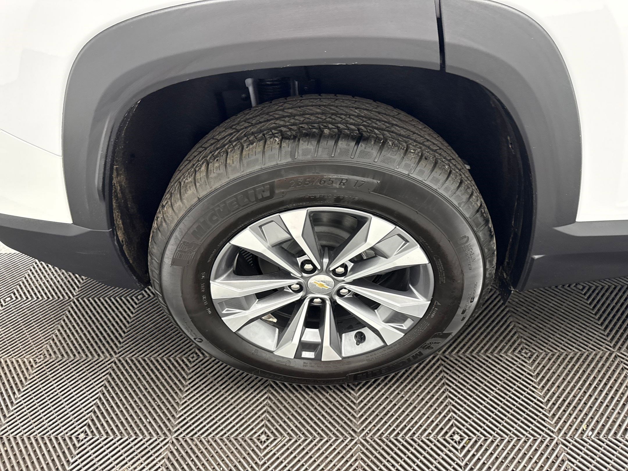 2026 Chevrolet Equinox LT photo 10