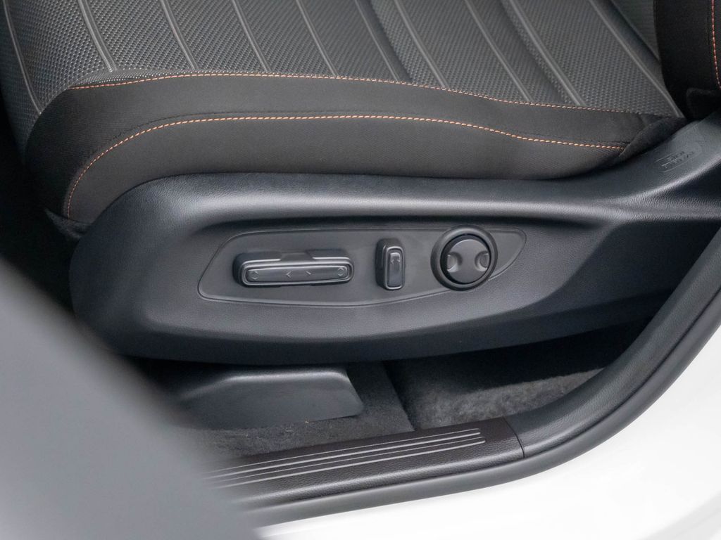 2026 Honda CR-V Hybrid photo 11