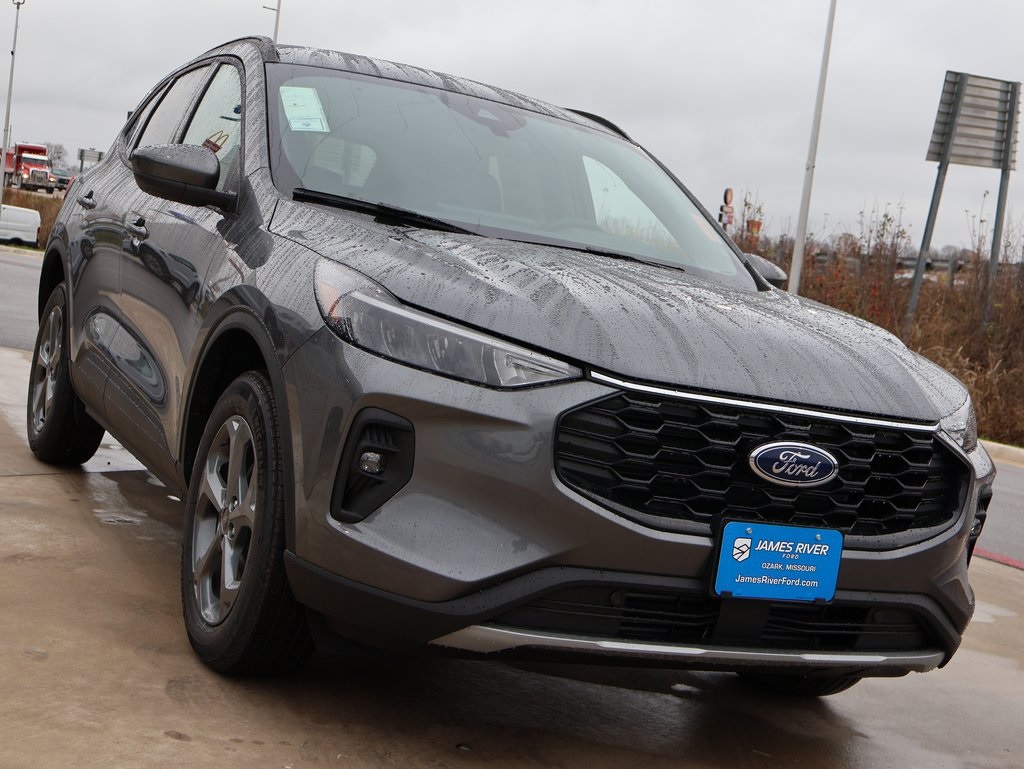 2026 Ford Escape ST-Line Select photo 3