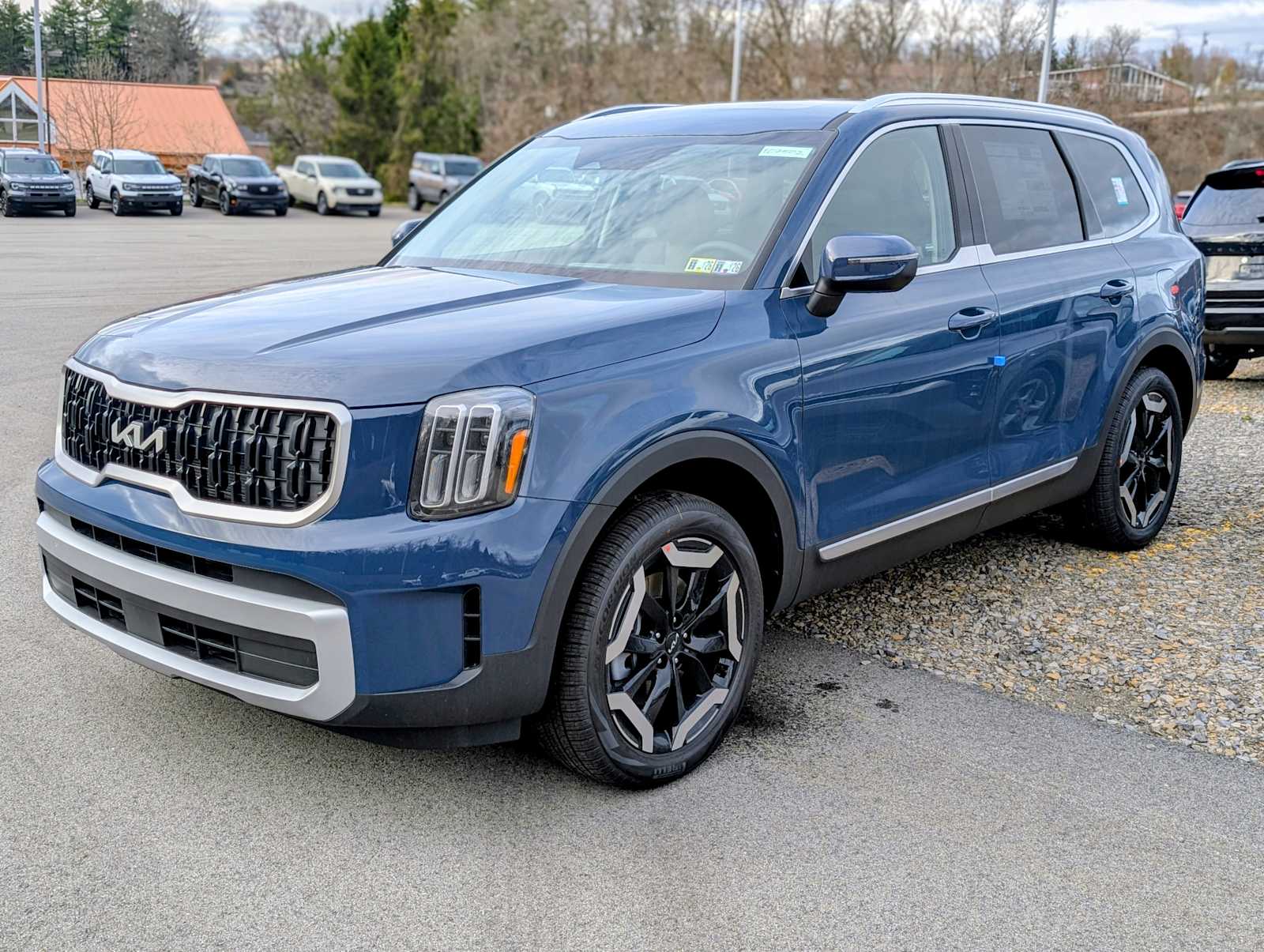 2025 Kia Telluride EX's photo