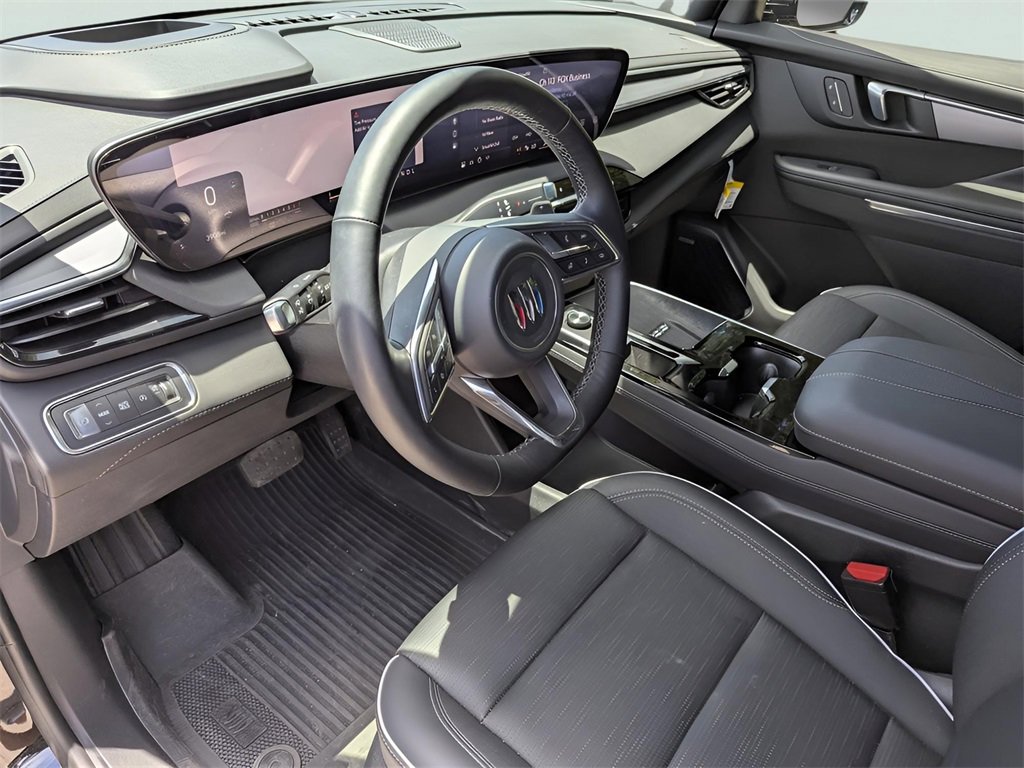 2025 Buick Enclave photo 7