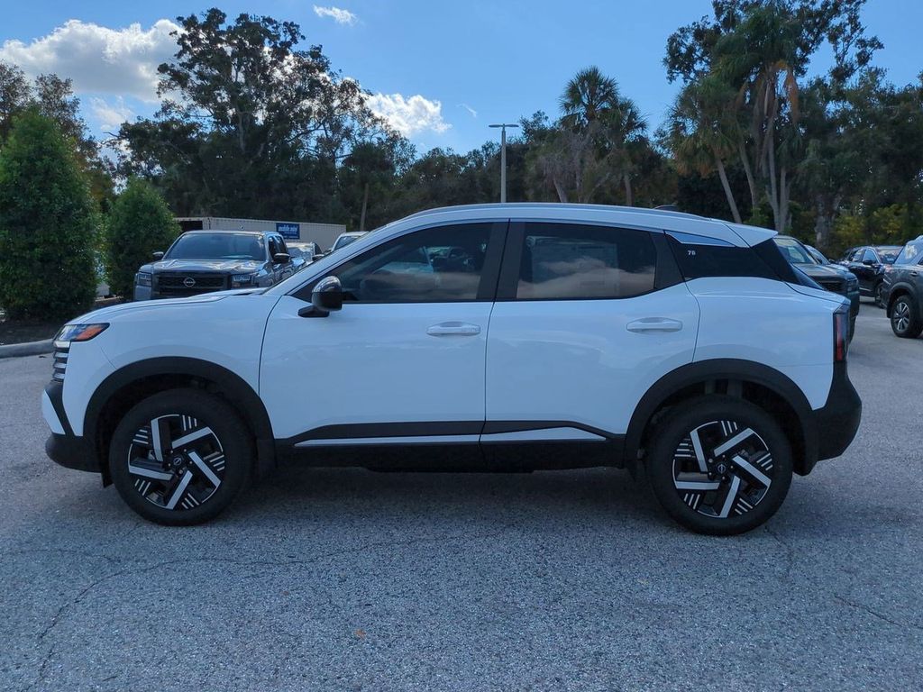 2026 Nissan Kicks SV photo 3