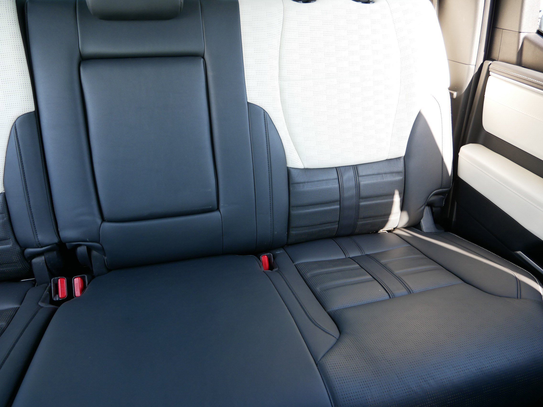 2022 Toyota Tundra CapStone photo 12