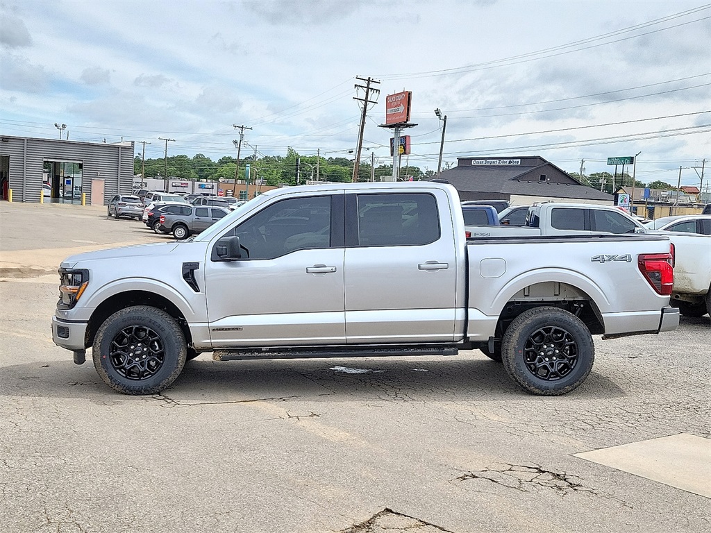 2025 Ford F-150 XLT photo 3