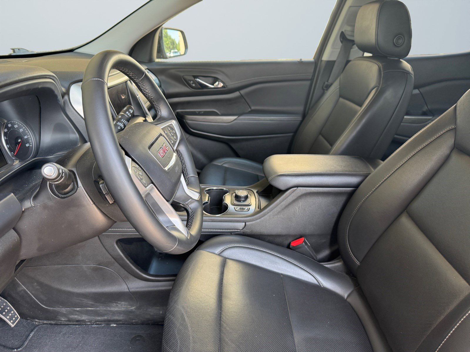 2023 Gmc Acadia SLT photo 9