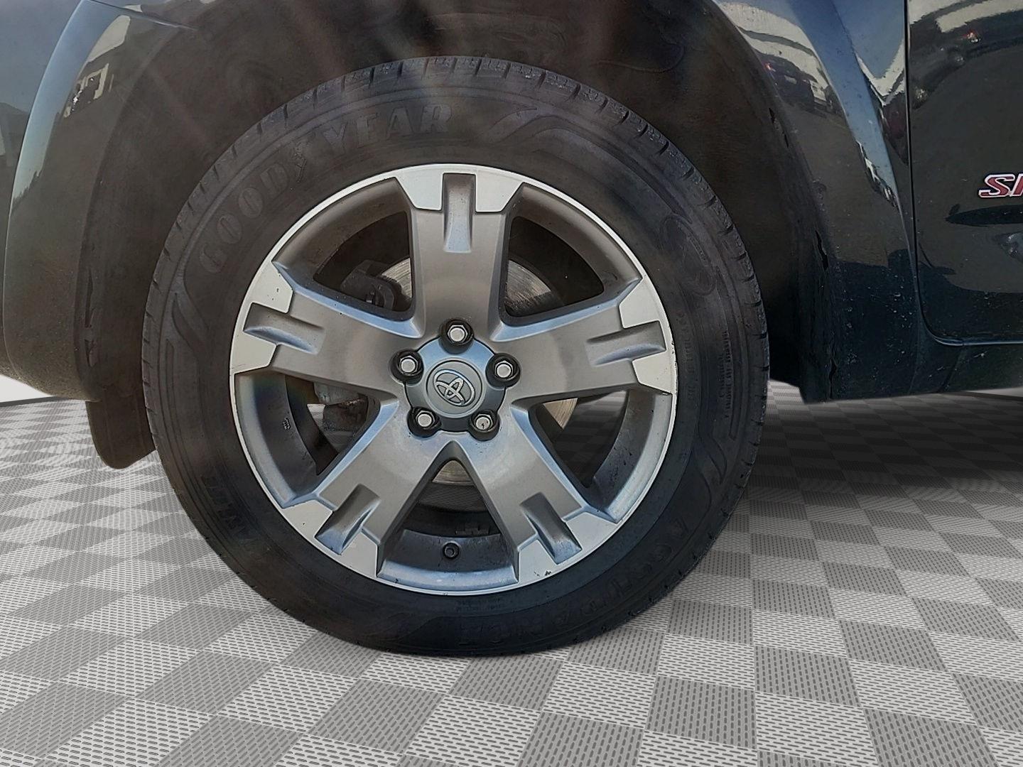 2010 Toyota RAV4 Sport photo 10