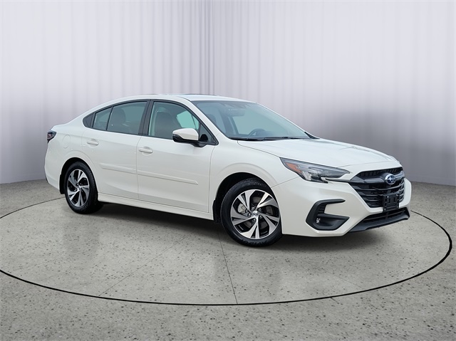 2023 Subaru Legacy Premium's photo
