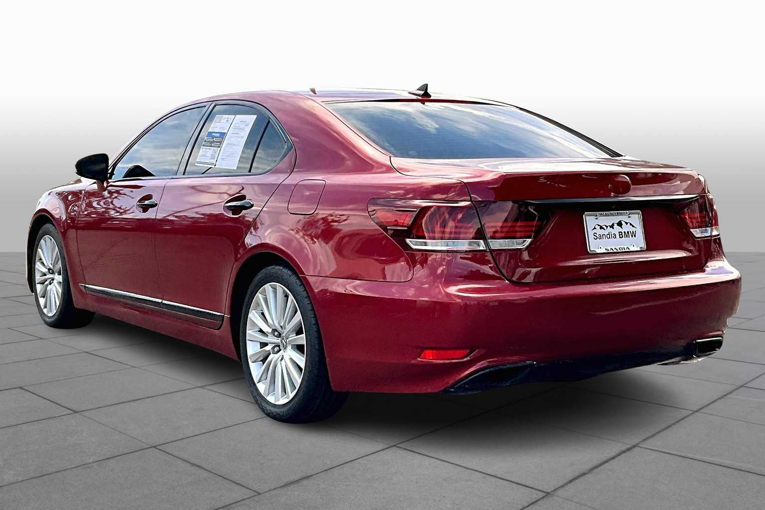 2013 Lexus LS 460 photo 10