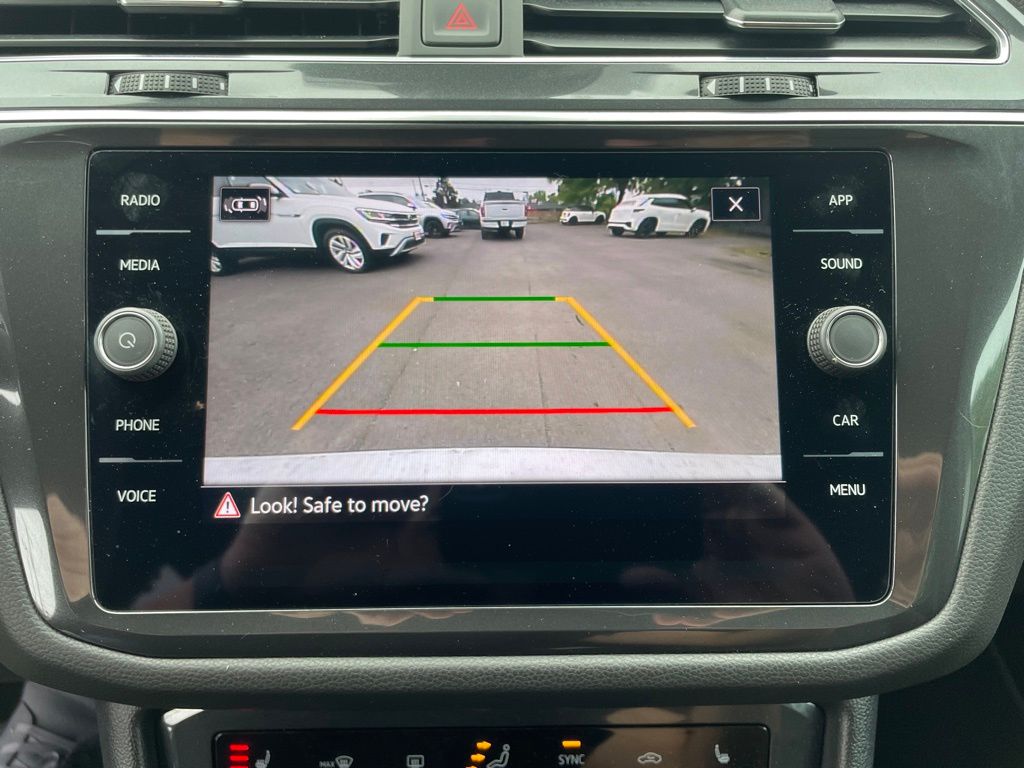 2023 Volkswagen Tiguan SE R-Line Black photo 21