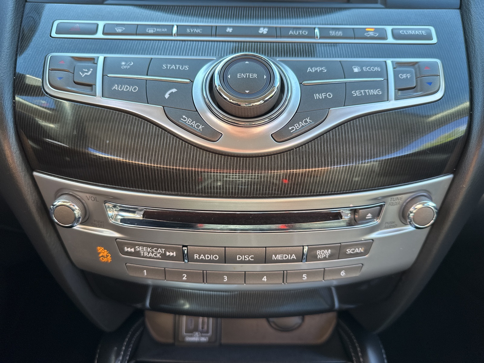 2020 Infiniti QX60 Luxe photo 14