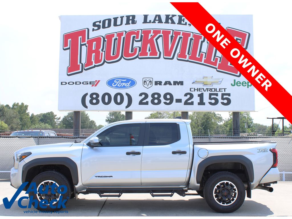 2024 Toyota Tacoma TRD Off Road's photo